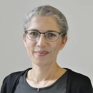 Professional headshot of Dr Isabelle Bénard, General Practitioner of The Medical Chambers Kensington